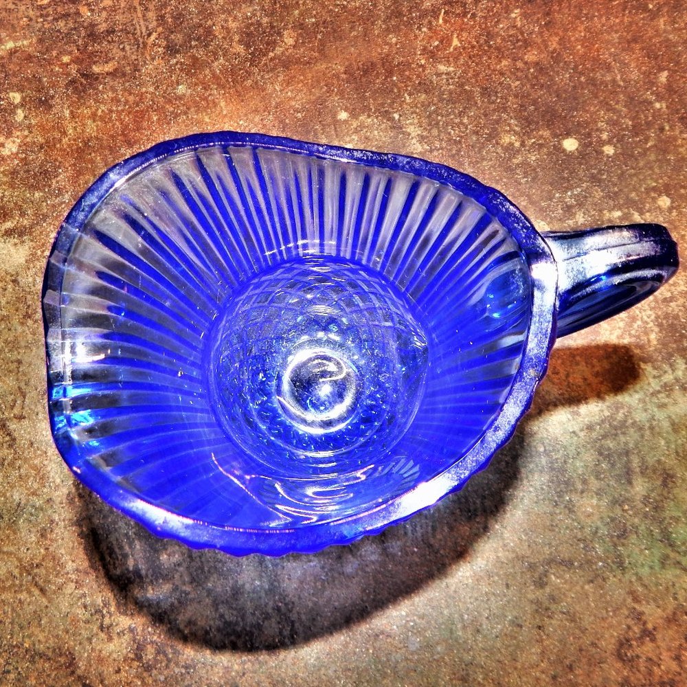 Vintage Avon Cobalt Blue WA Mt Vernon Creamer - Picture 3 of 8
